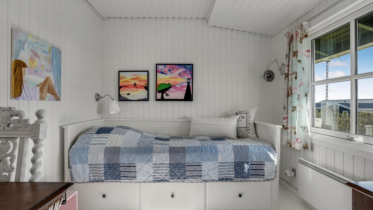 Photo of Others in Helnæs By