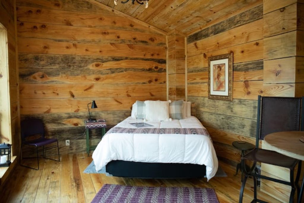 Photo of Bedroom in Voth