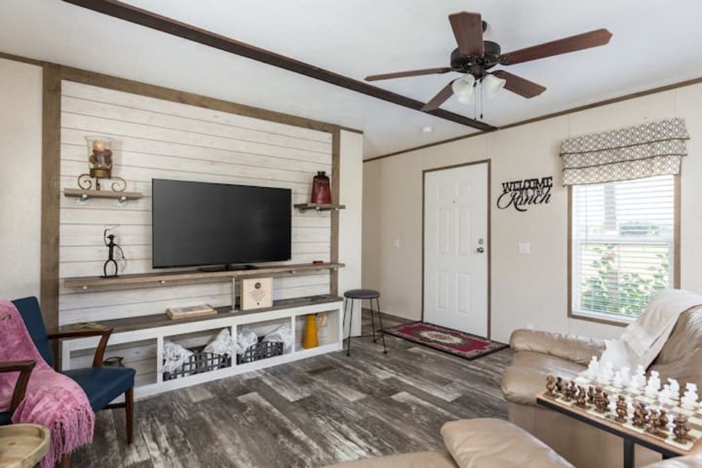 Photo of Livingroom in Voth