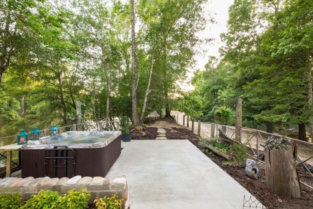 Photo of Outdoor in Voth