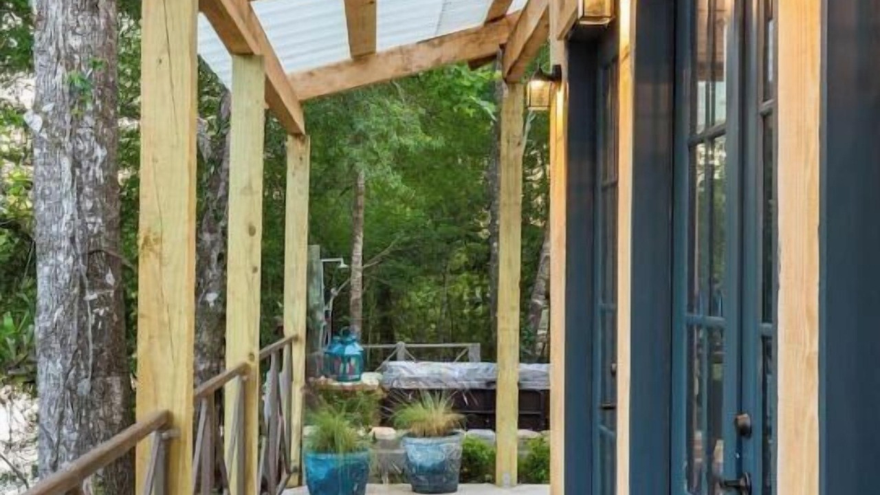 Photo of Outdoor in Voth