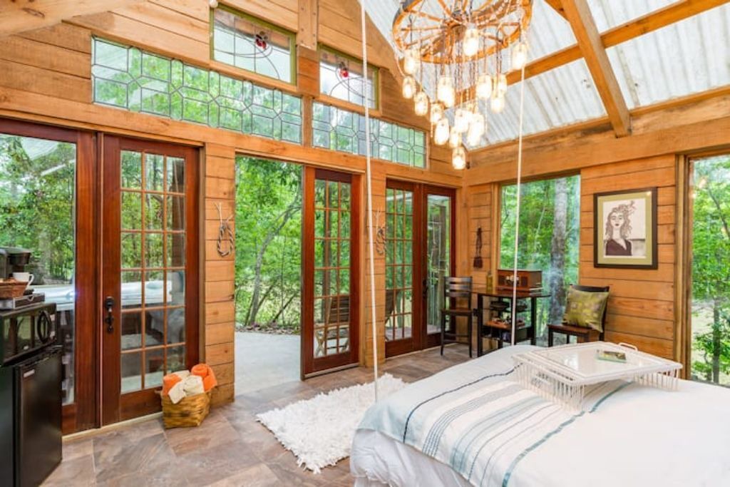 Photo of Bedroom in Voth