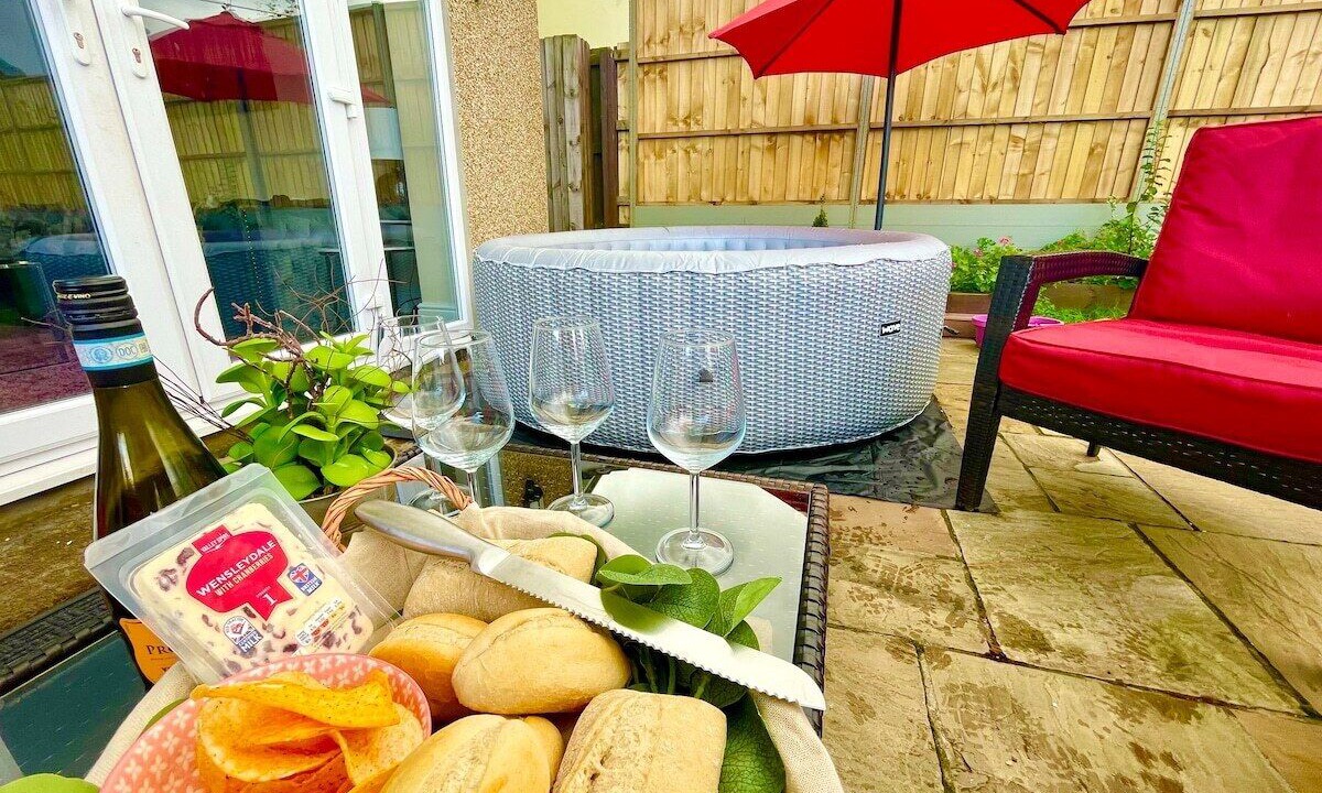 Photo of Outdoor in Coed-Y-Paen