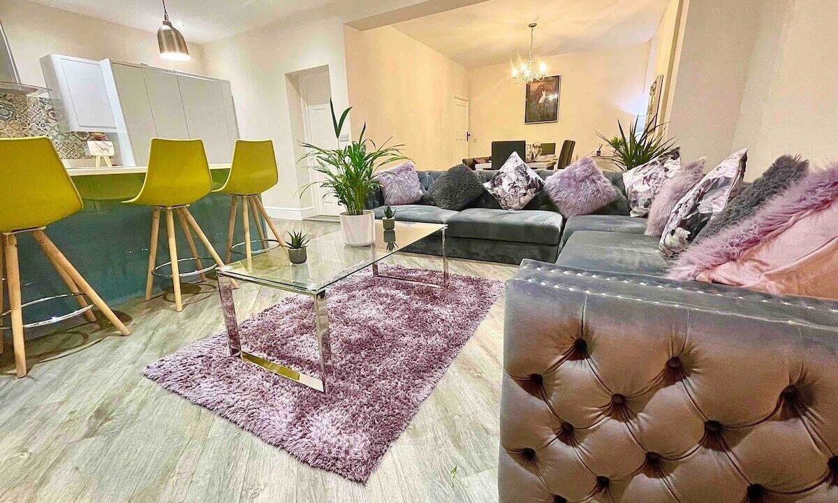 Photo of Livingroom in Coed-Y-Paen