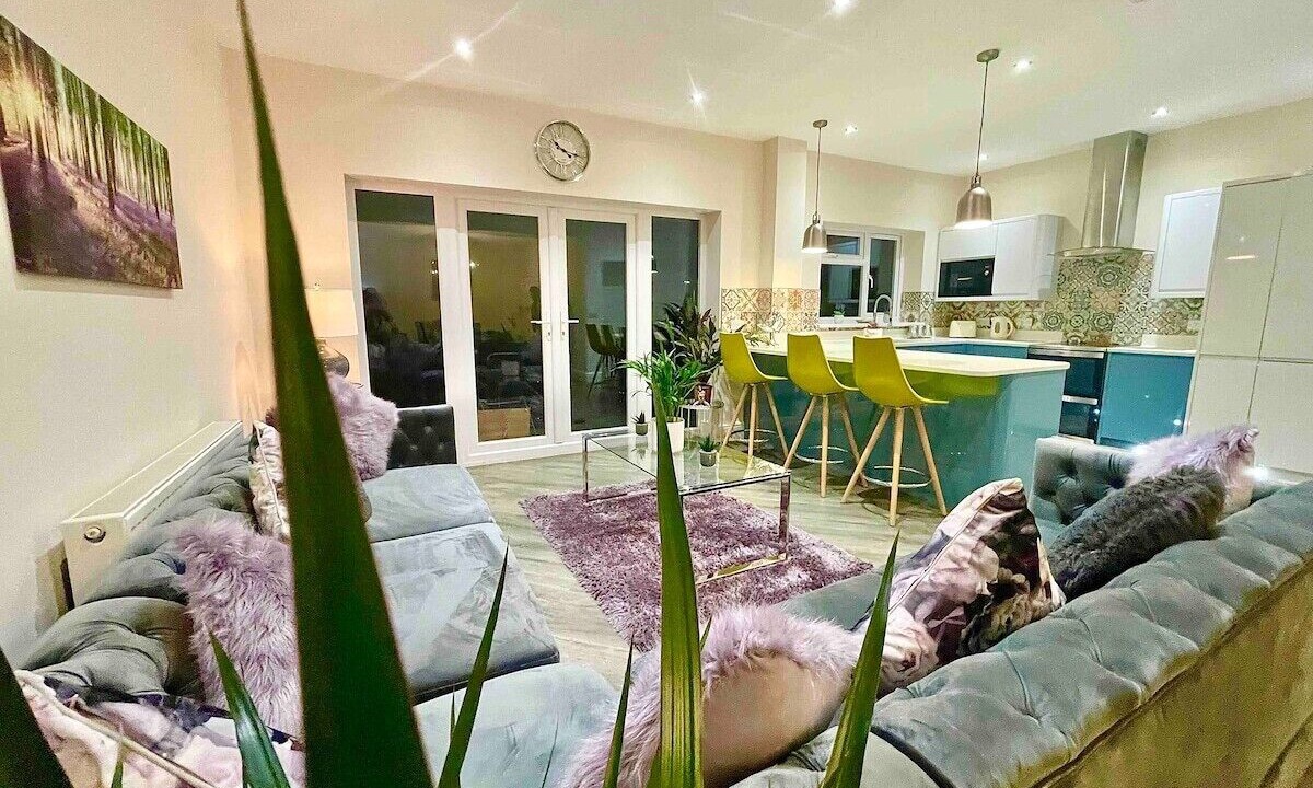 Photo of Livingroom in Coed-Y-Paen