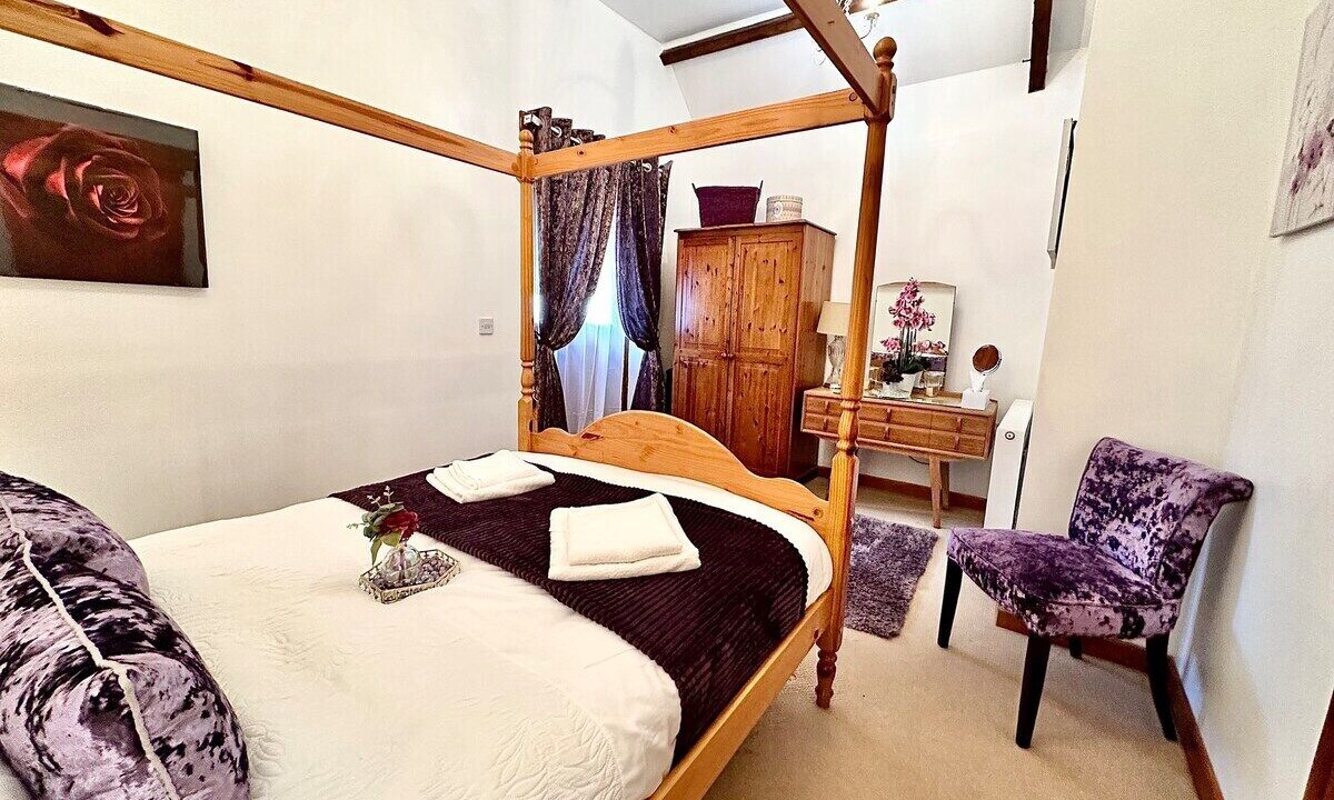 Photo of Bedroom in Usk