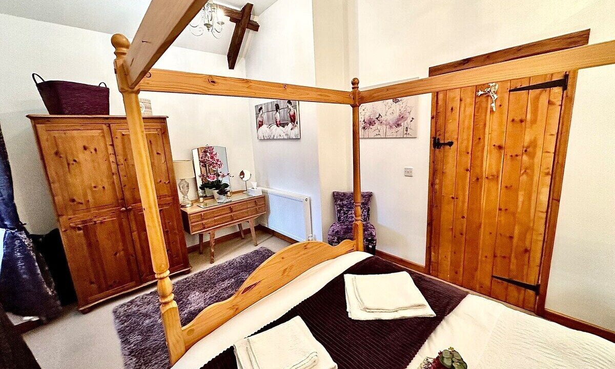 Photo of Bedroom in Usk
