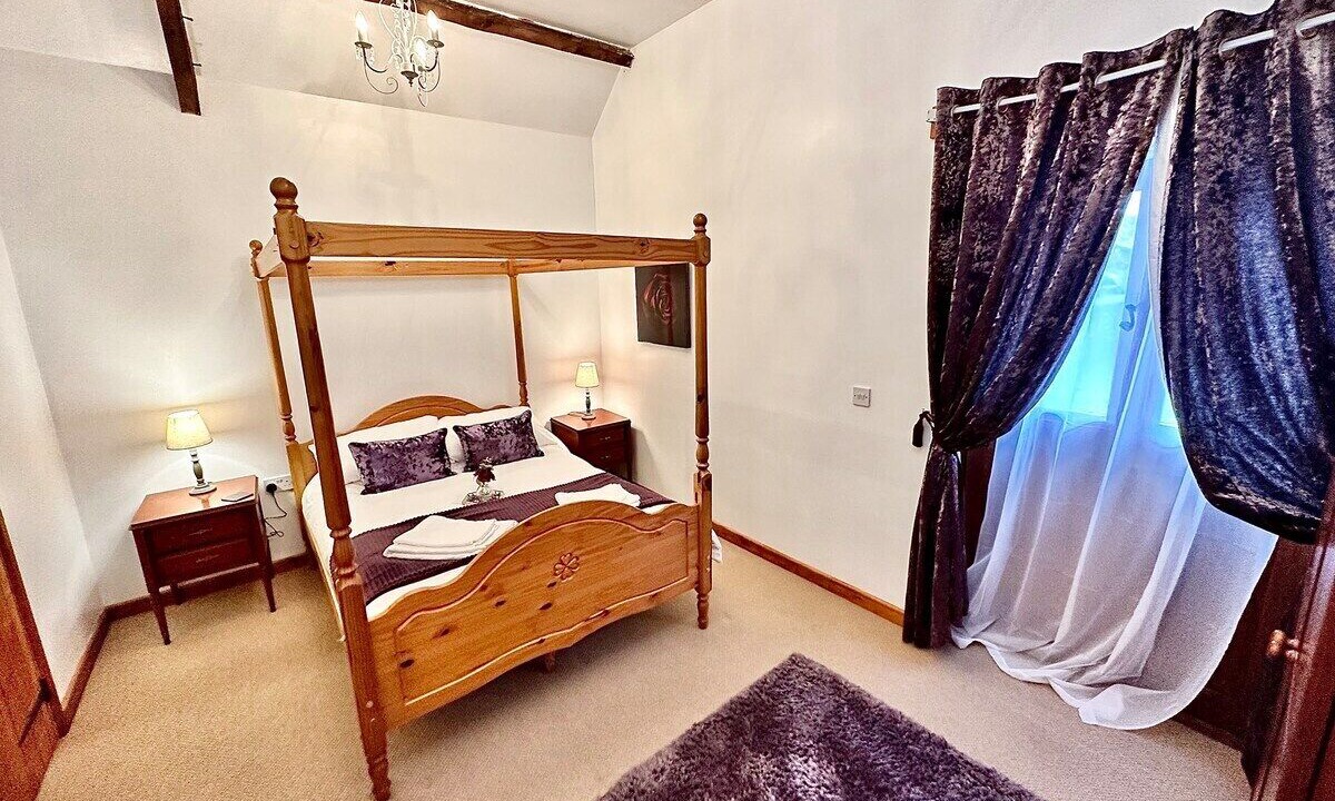 Photo of Bedroom in Usk