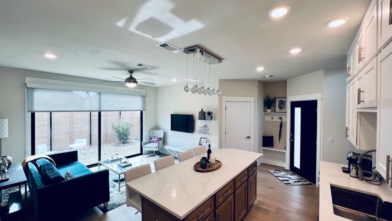 Photo of Livingroom in Holly