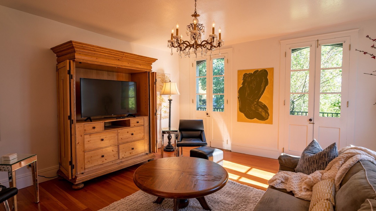 Photo of Livingroom in Carson City
