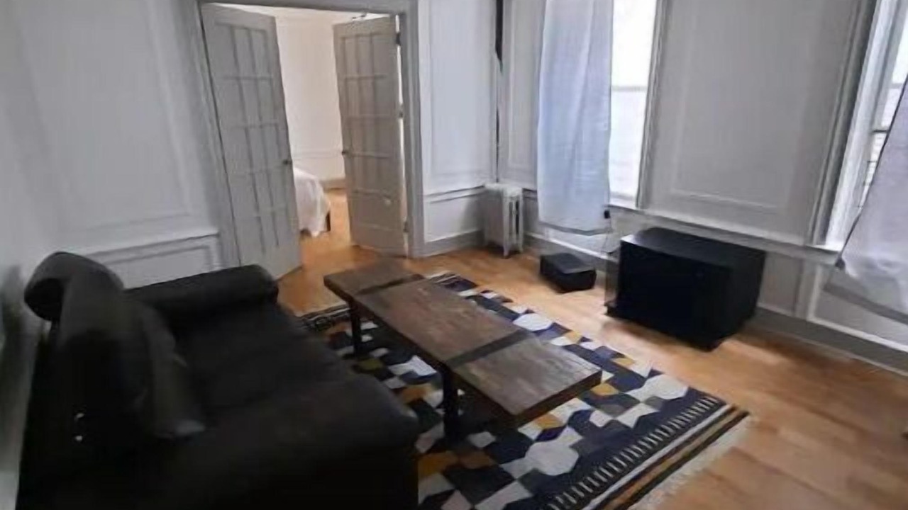 Photo of Livingroom in Brownsville