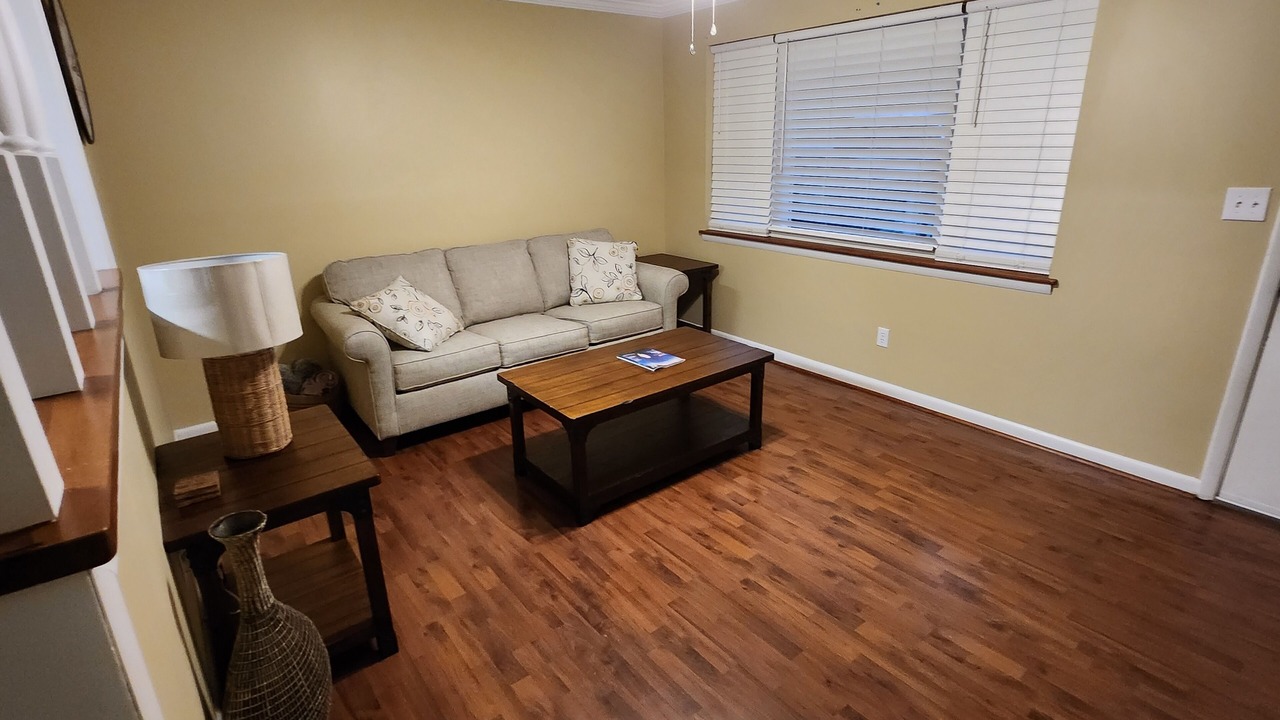 Photo of Livingroom in Scottsboro