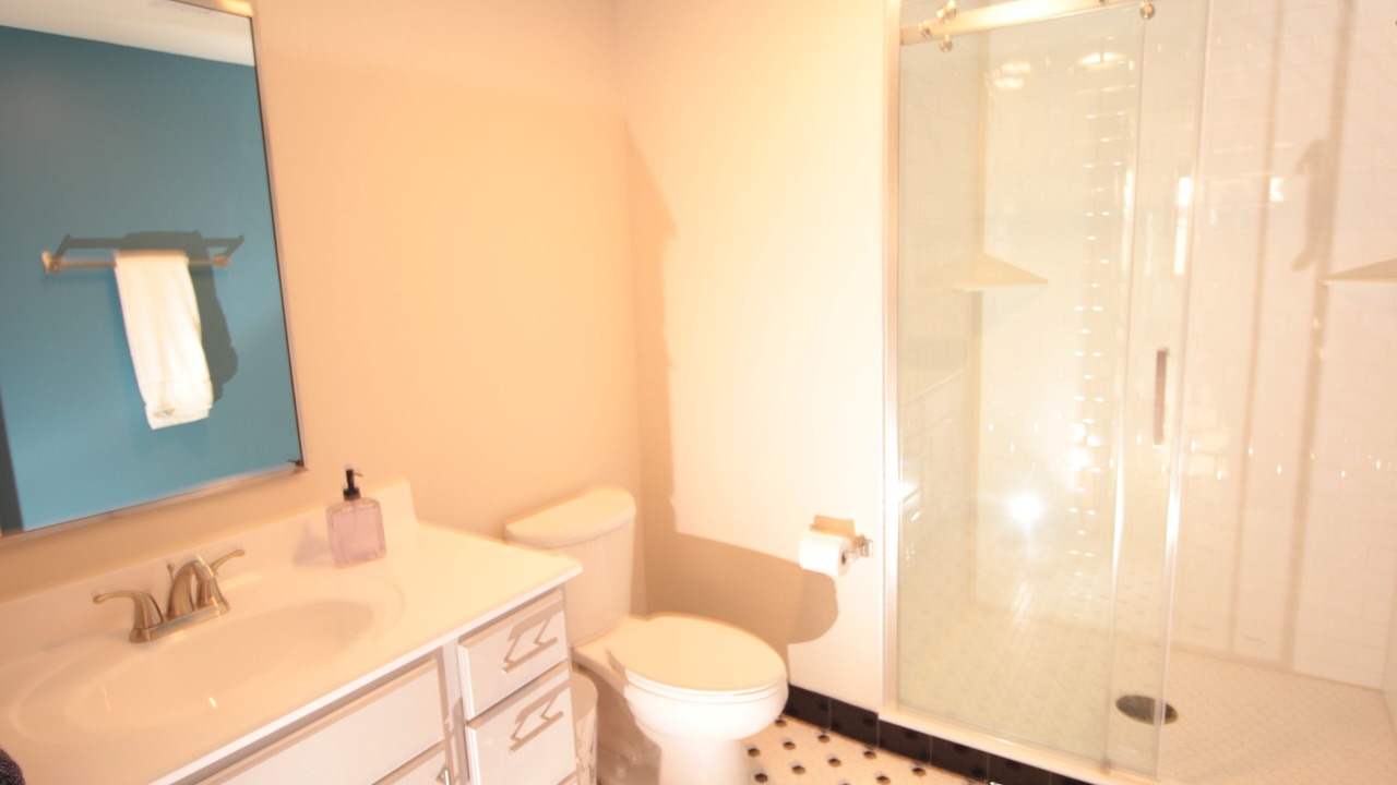 Photo of Bathroom in Marshland