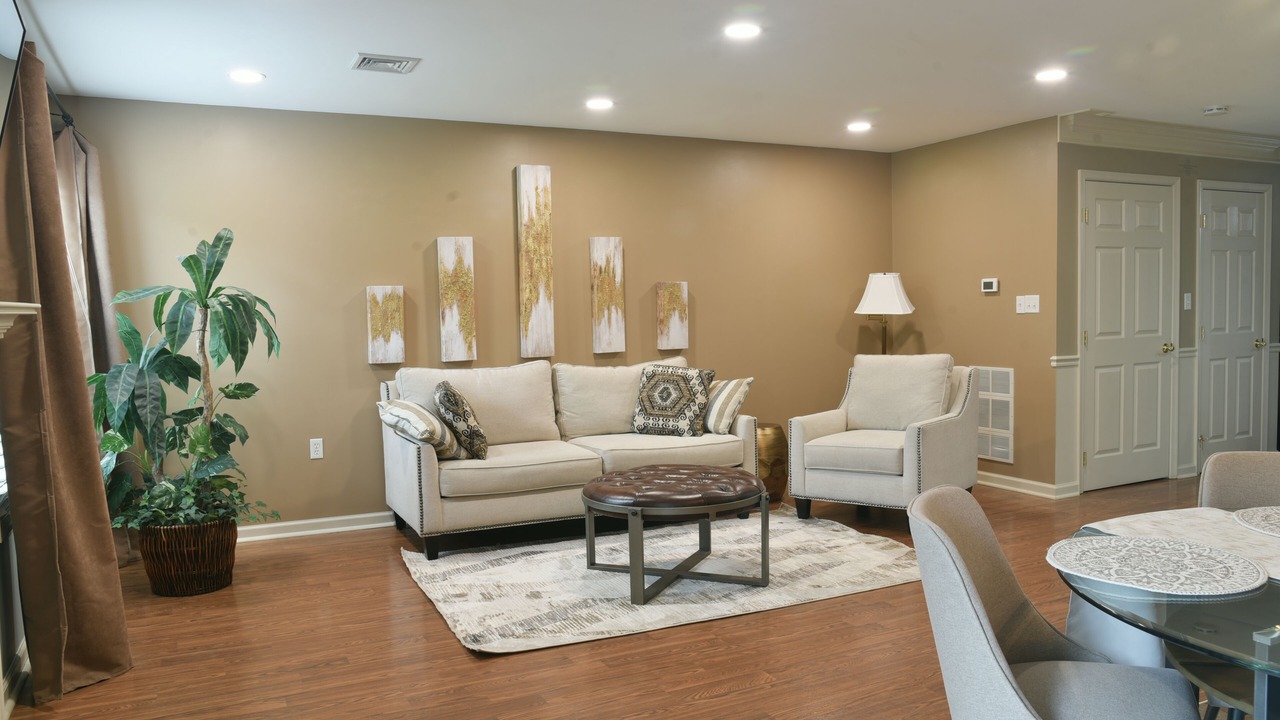 Photo of Livingroom in Enola