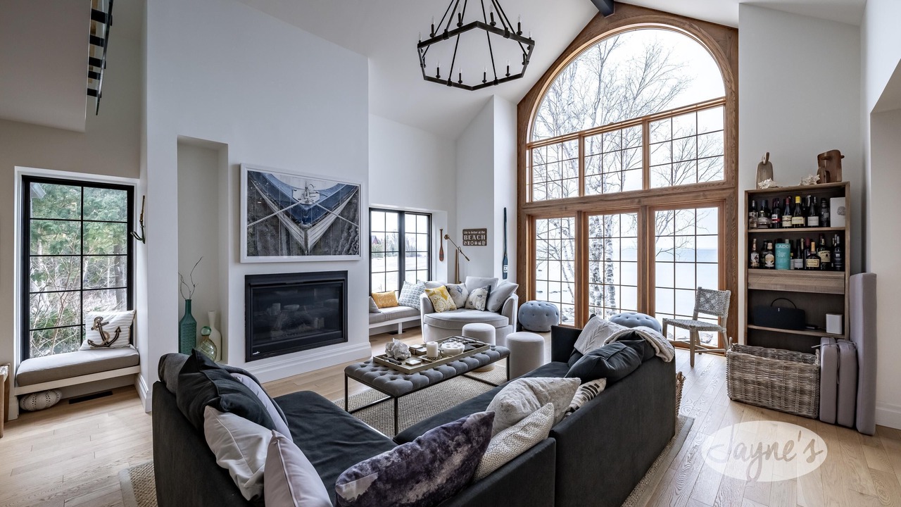 Photo of Livingroom in Lafontaine