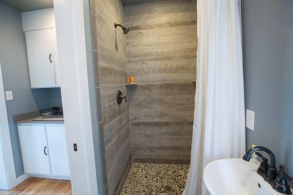 Photo of Bathroom in Sperryville