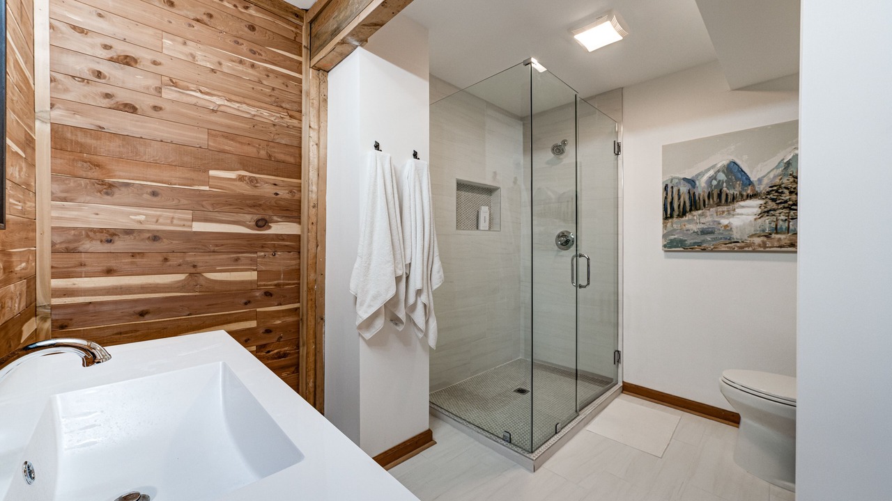 Photo of Bathroom in Dahlonega