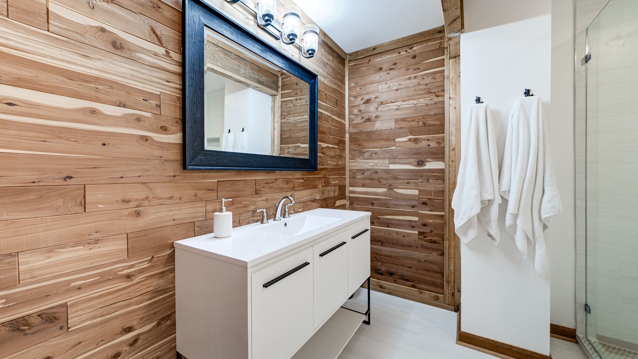 Photo of Bathroom in Dahlonega