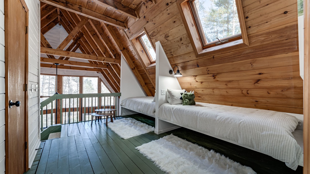 Photo of Bedroom in Dahlonega
