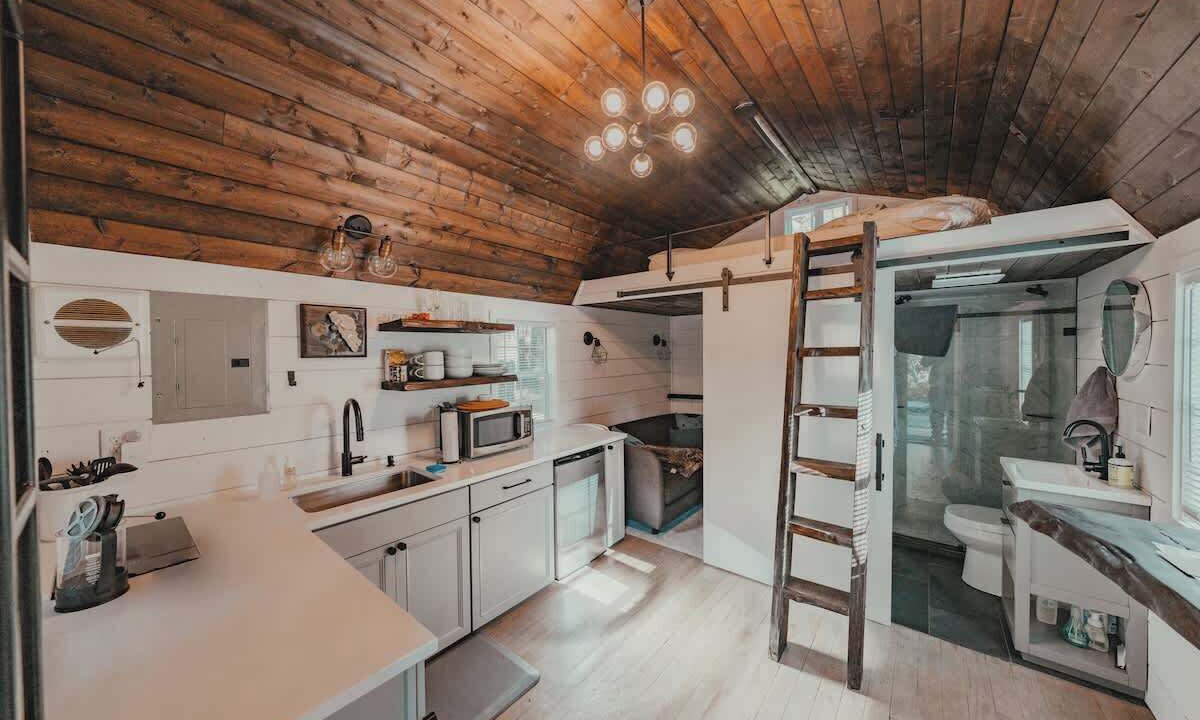 Photo of Others in Index