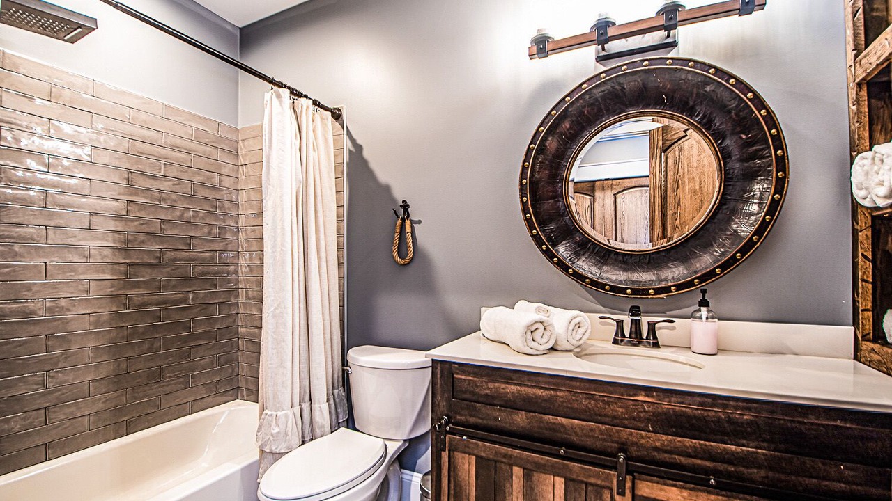 Photo of Bathroom in Front Royal