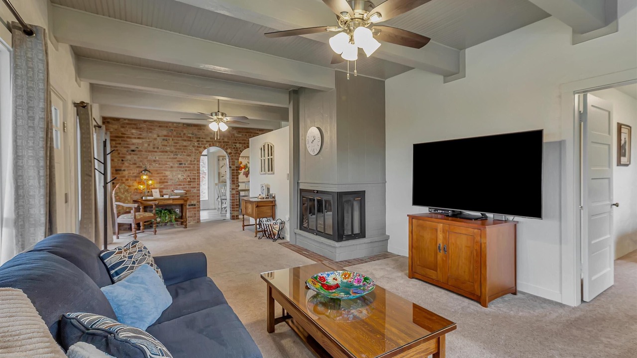 Photo of Livingroom in Des Moines