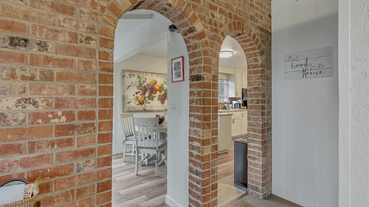 Photo of Others in Des Moines