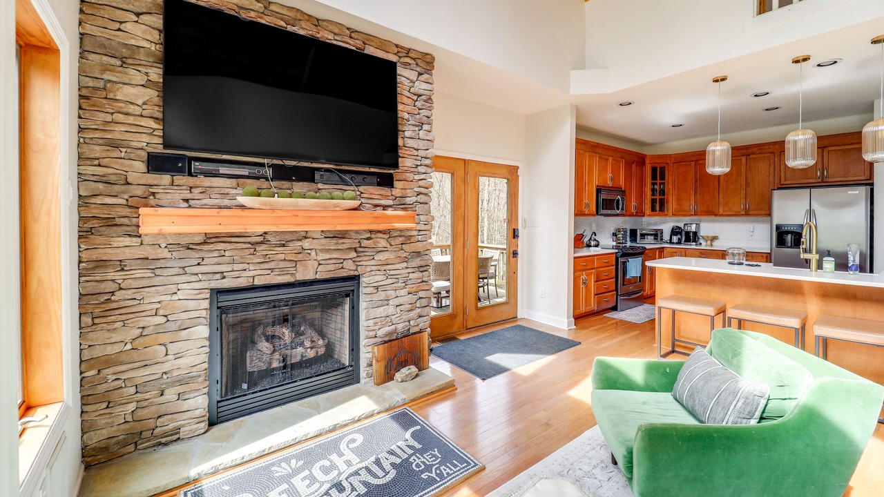Photo of Livingroom in Beech Mountain