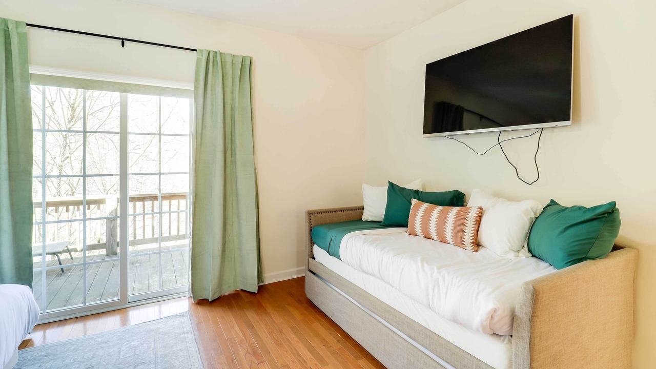 Photo of Bedroom in Beech Mountain