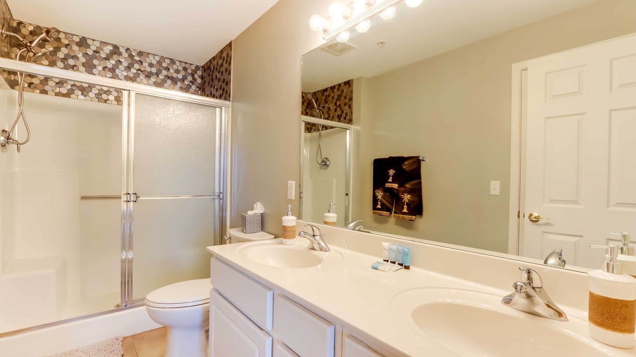 Photo of Bathroom in Camdenton