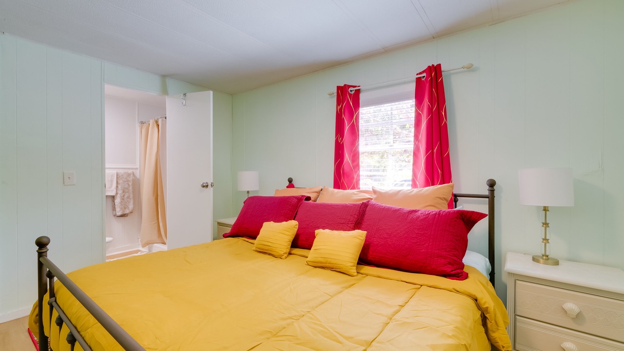 Photo of Bedroom in Dunnellon