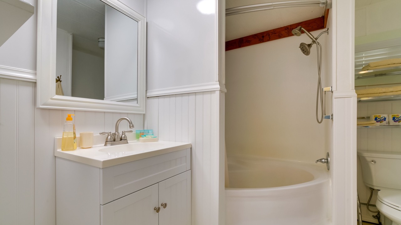 Photo of Bathroom in Dunnellon