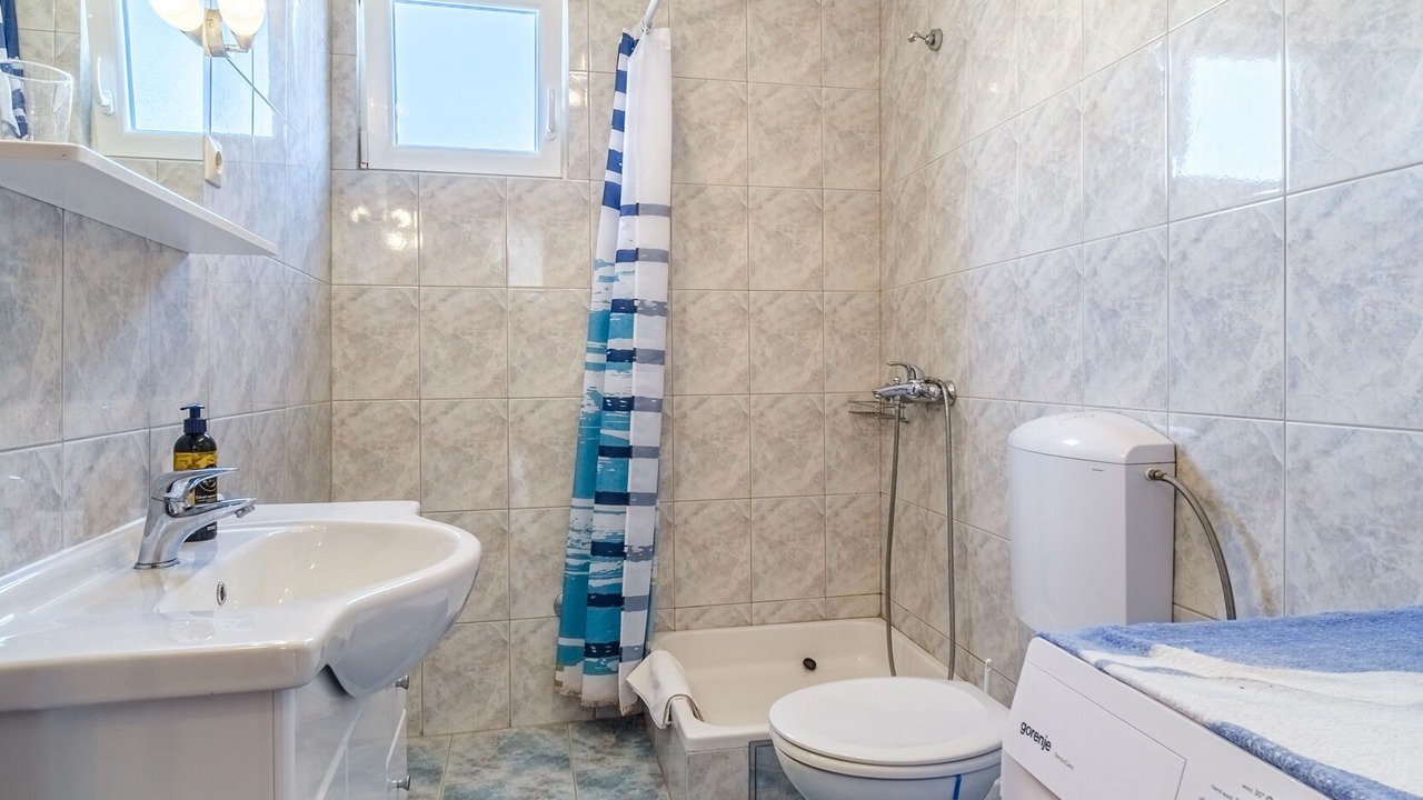 Photo of Bathroom in Milna (Brac)