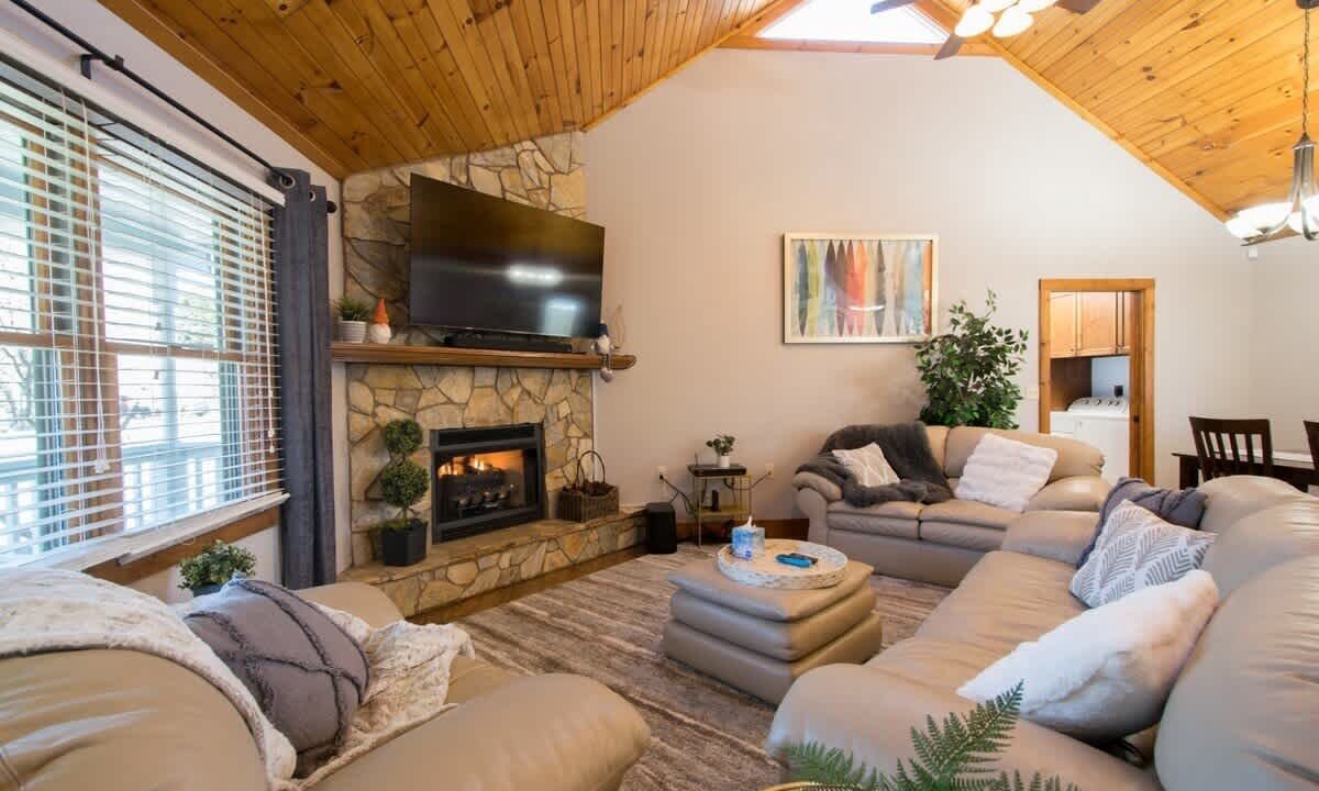 Photo of Bedroom in Horse Shoe
