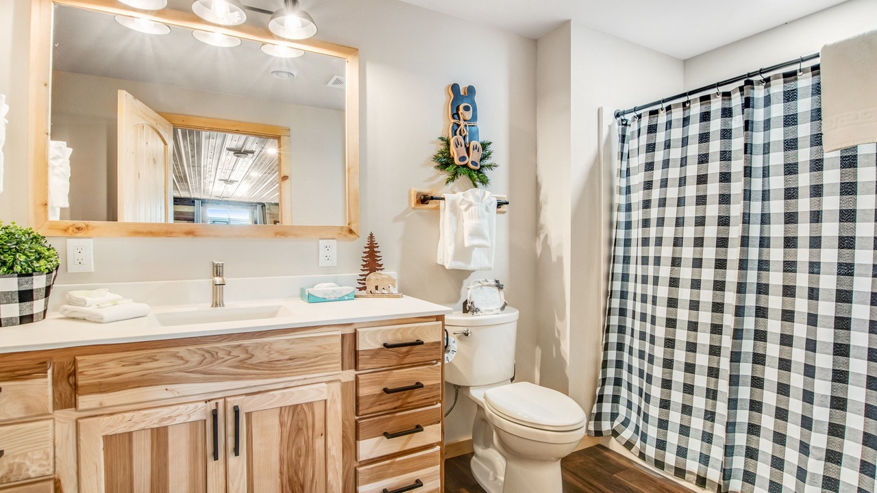 Photo of Bathroom in Arkdale