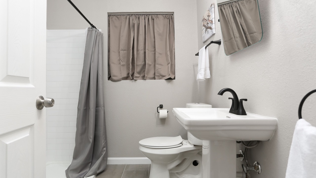Photo of Bathroom in Universal City