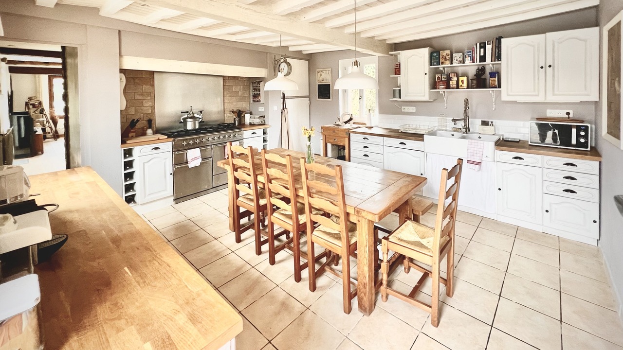 Photo of Kitchen in Saint-Maxent