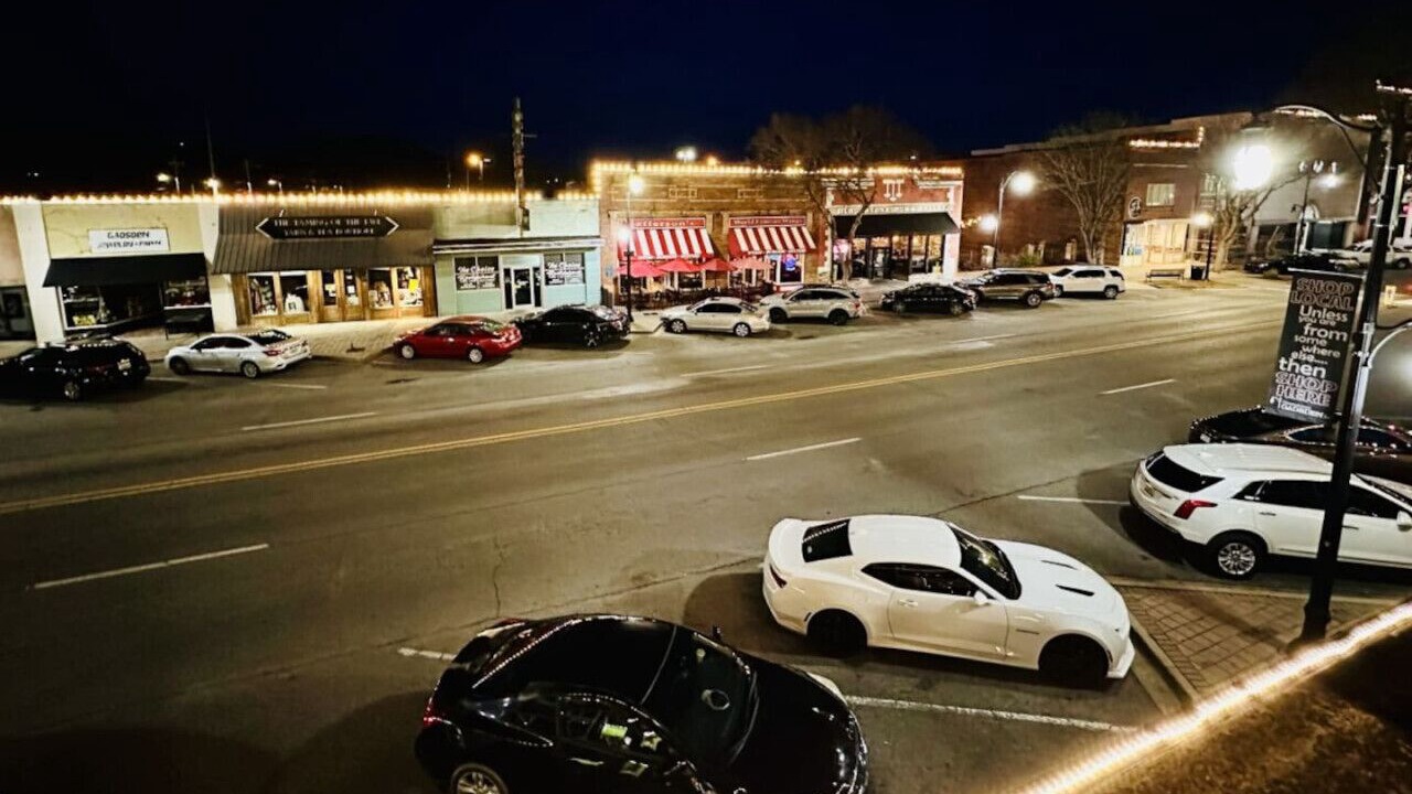 Photo of Others in Gadsden