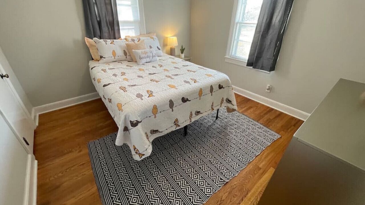 Photo of Bedroom in Gadsden