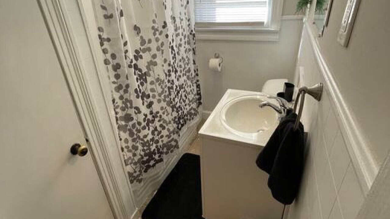 Photo of Bathroom in Gadsden