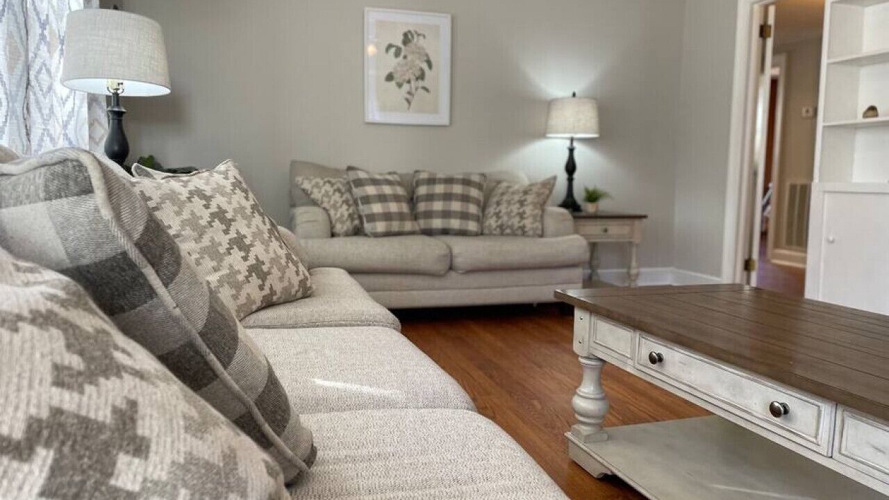 Photo of Livingroom in Gadsden