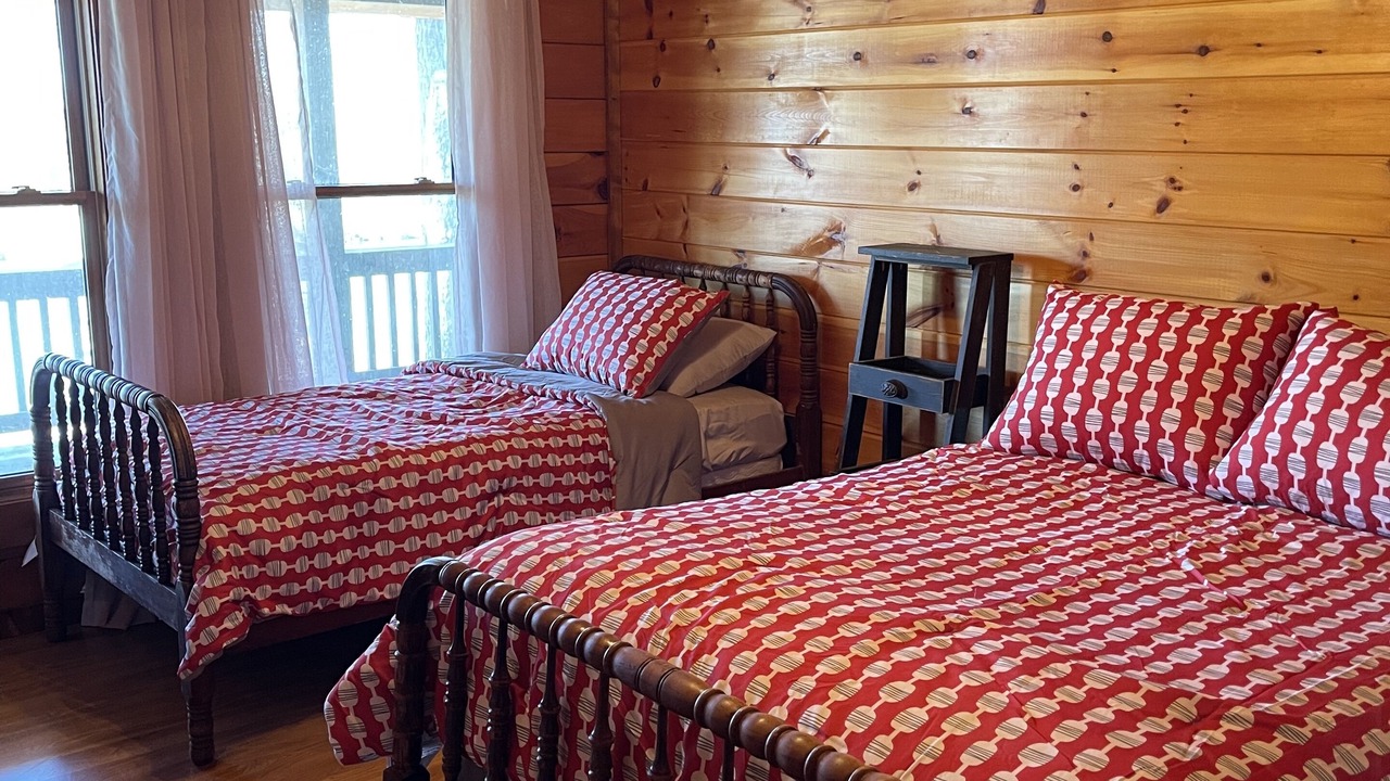 Photo of Bedroom in Fairdealing