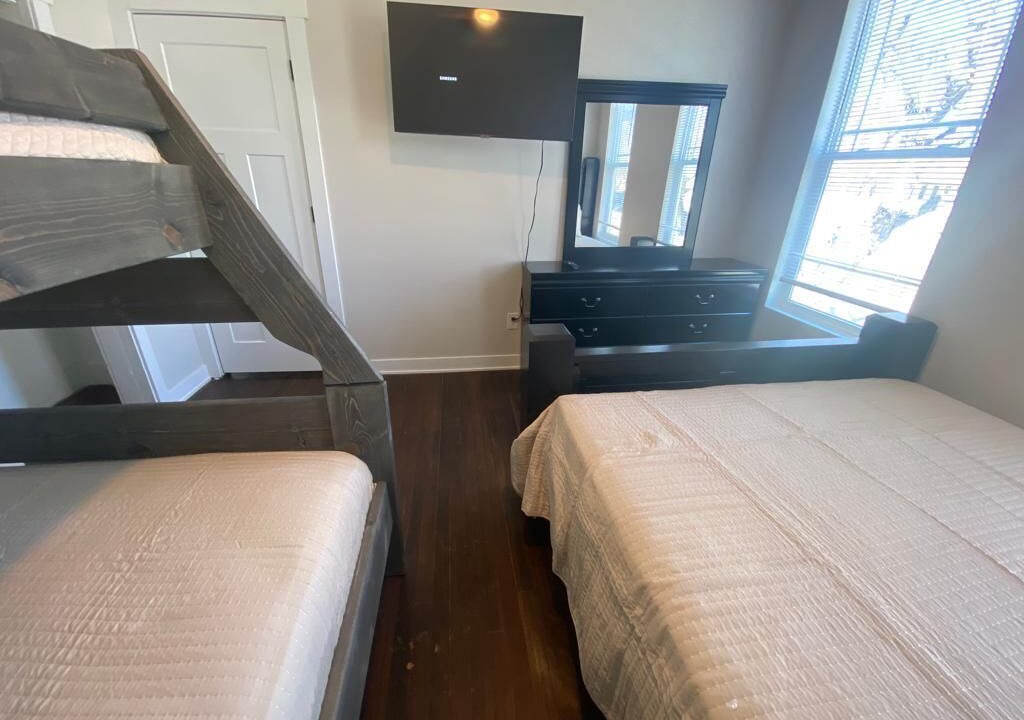 Photo of Bedroom in Midtown