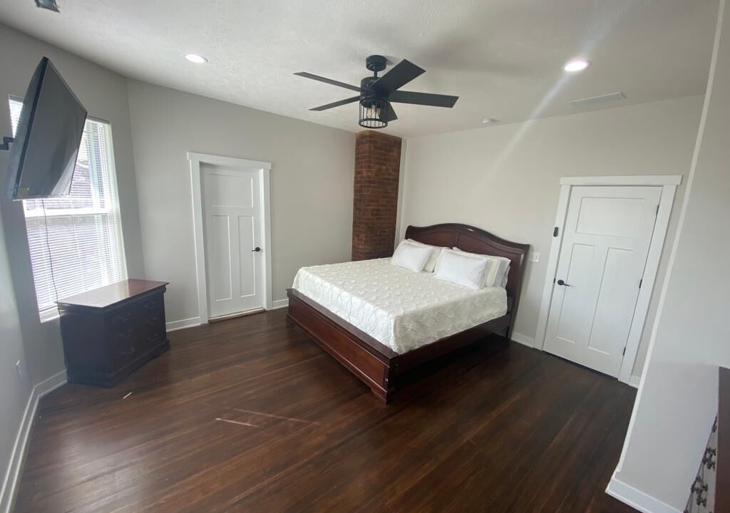 Photo of Bedroom in Midtown