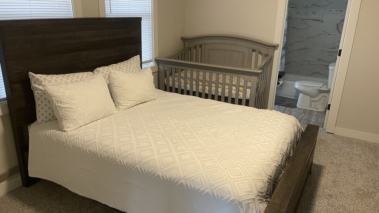 Photo of Bedroom in Midtown