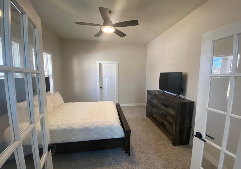 Photo of Bedroom in Midtown