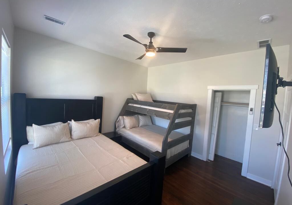 Photo of Bedroom in Midtown