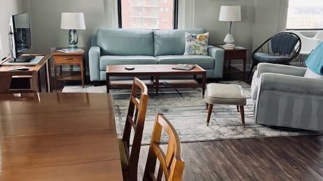 Photo of Livingroom in Court Avenue Entertainment District