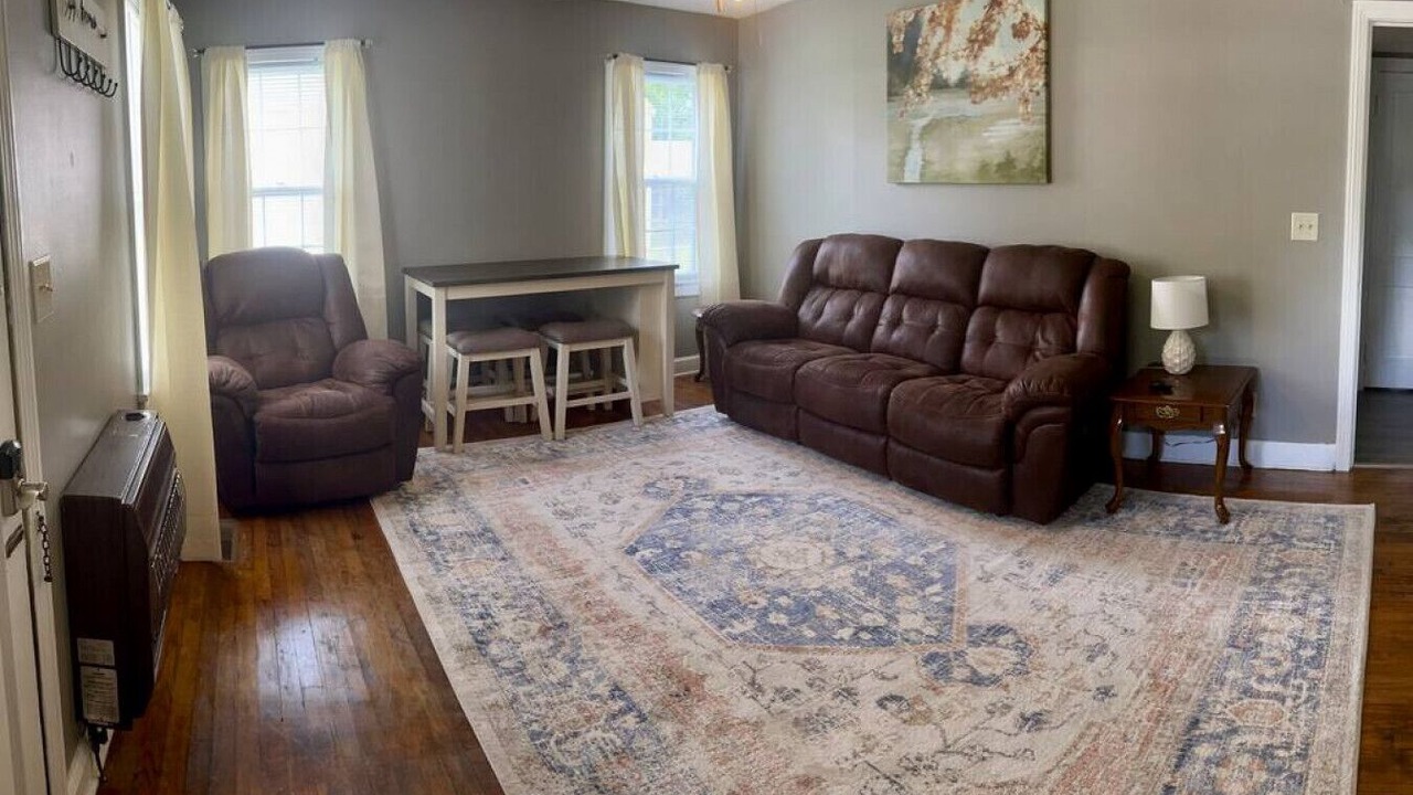 Photo of Livingroom in Gadsden