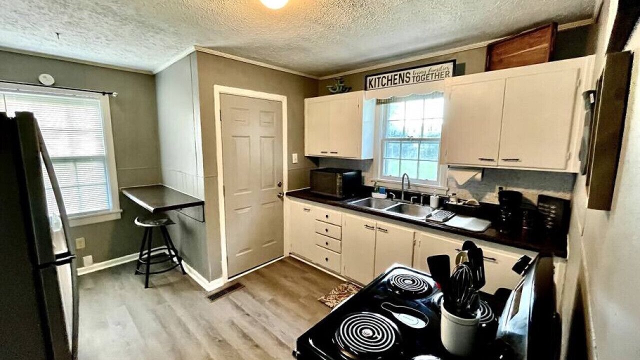Photo of Kitchen in Gadsden